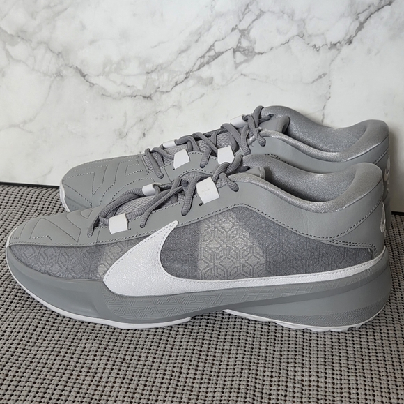 Nike Zoom Freak 5 TB Wolf Grey Mens Athletic Sneakers Shoes 10.5 - Picture 5 of 9